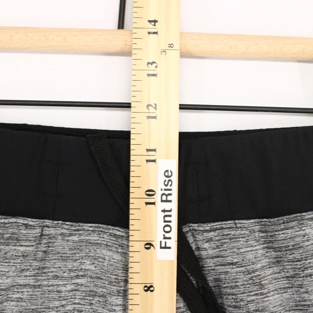 Born Primitive Training Shorts Mens Small Gray Heather Athletic Training Gym
